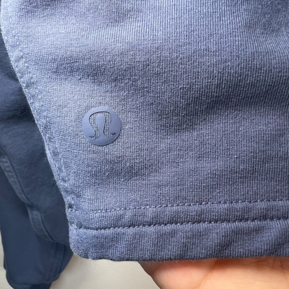 Lululemon All Yours Cropped Hoodie Shirt Ink Blue Pullover Stretch Womens Size 4 - Picture 13 of 15